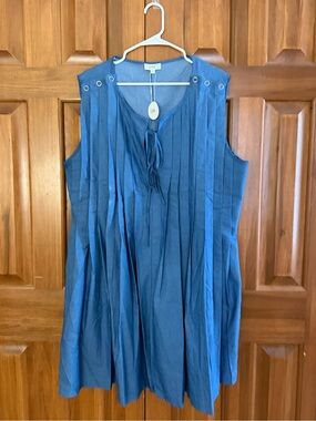 Blue Sleeveless Pleated Tie-Neck romper